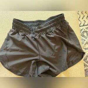 Lululemon track that high rise short